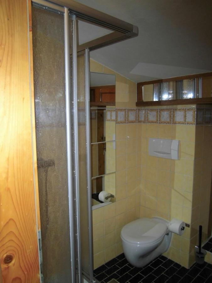 Privatzimmer Haus Anna+Franz Viehhofen Exterior foto